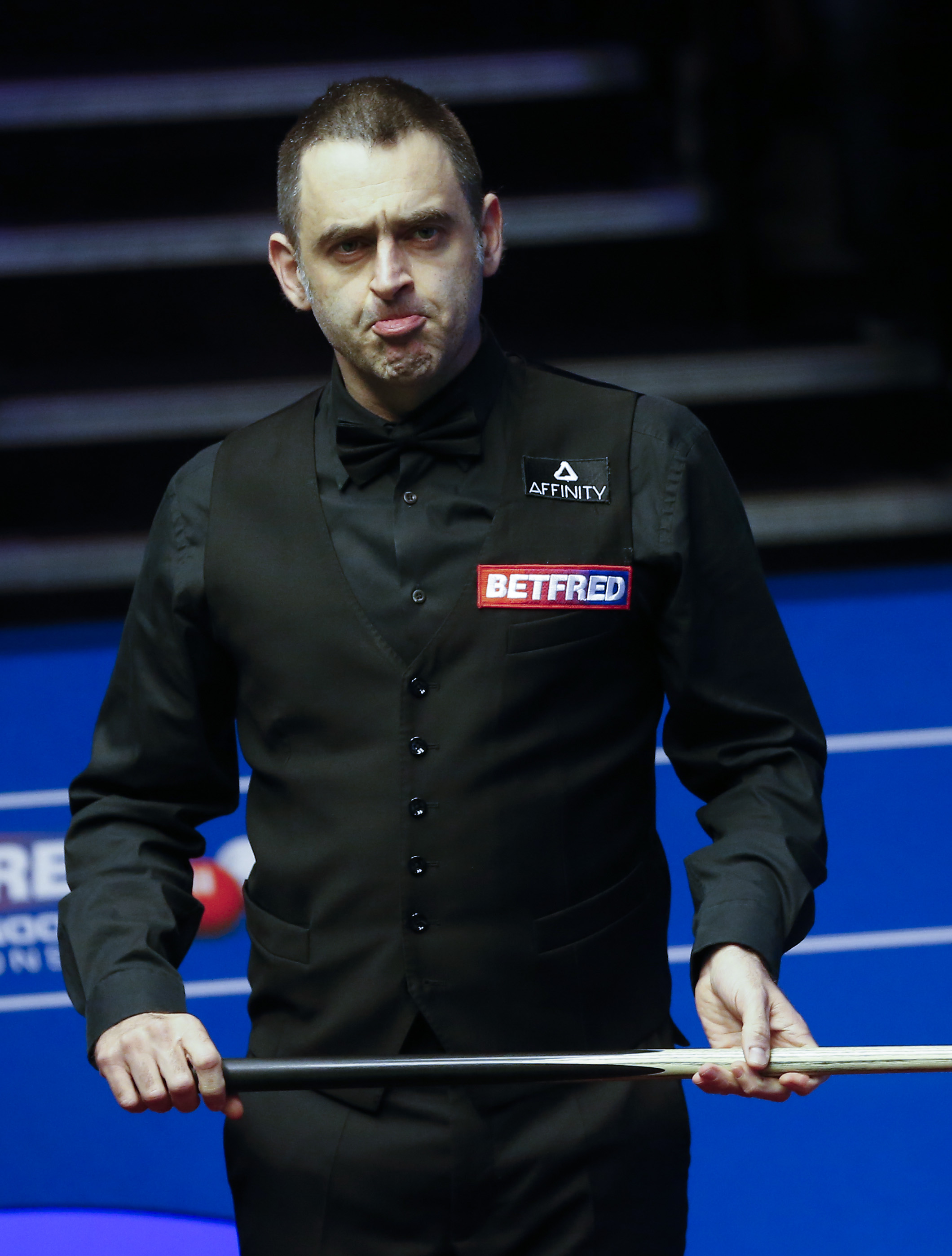 最终跻身于 最终跻身于