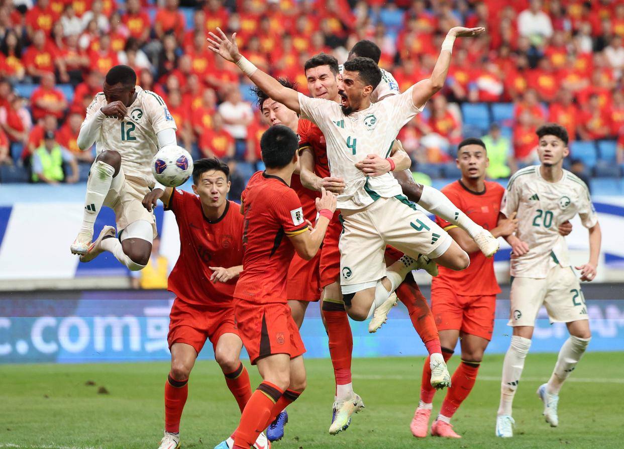 与冠军紧密 与冠军紧密