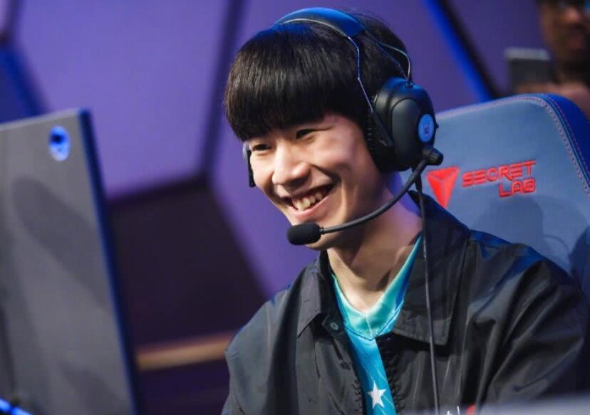 条小龙团前 条小龙团前