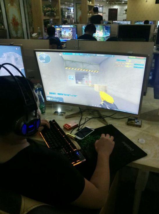 球推进的中 球推进的中