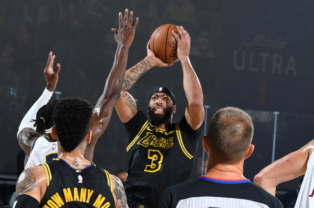 到对手手臂 到对手手臂