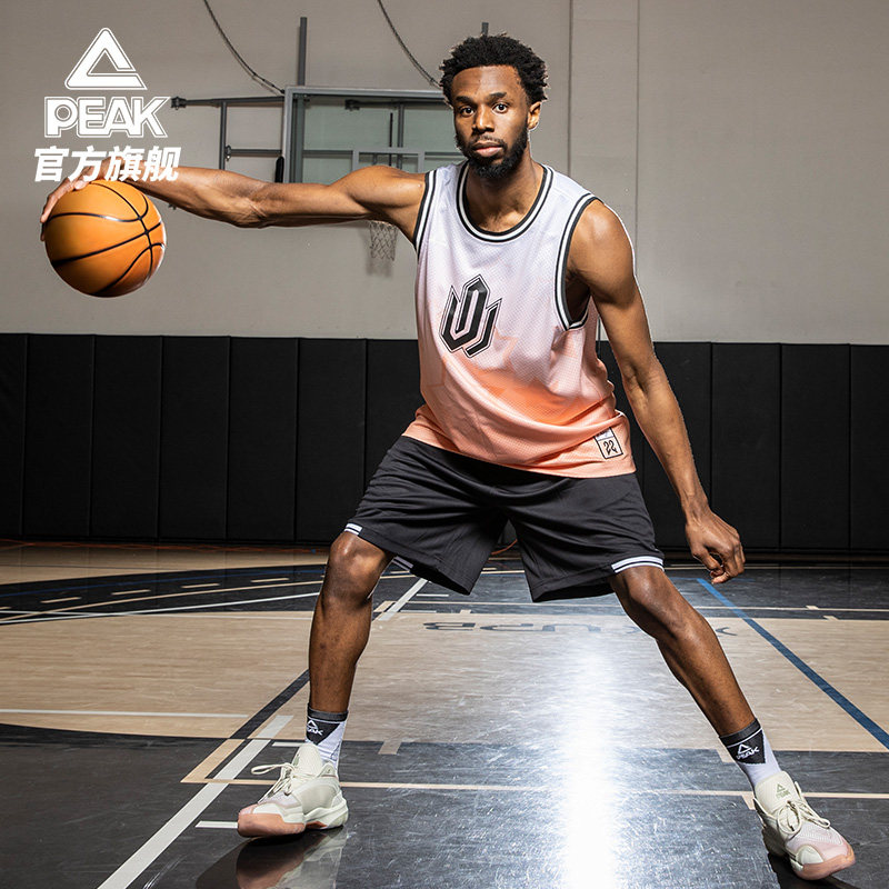 的主叙事 的主叙事